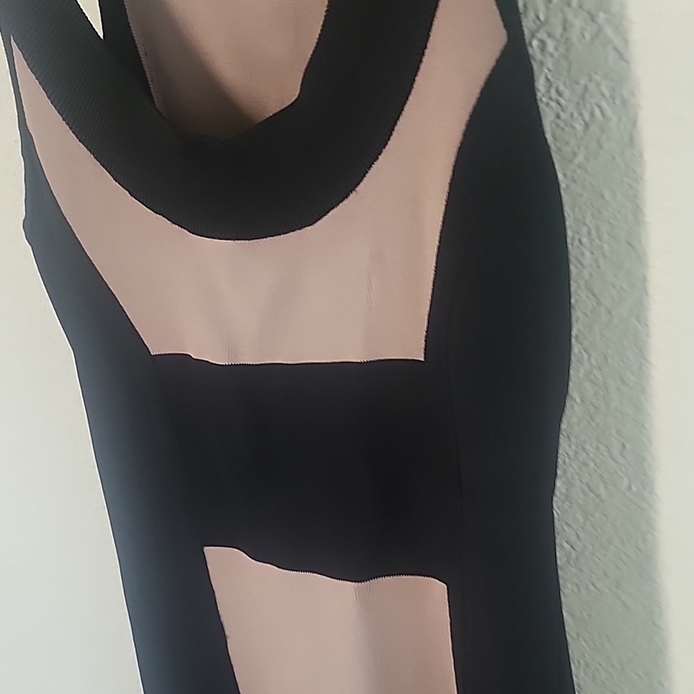 BCBGMaxazria Black and Taupe Colorblock Mini Dress - Picture 6 of 10